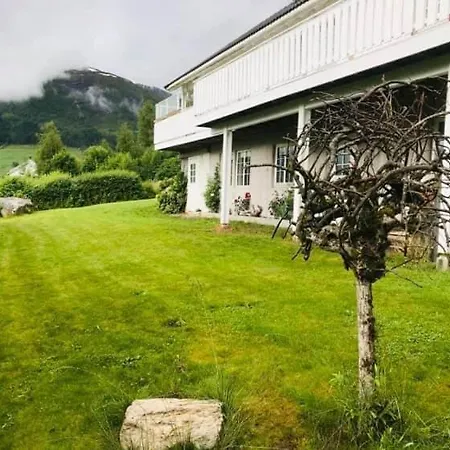 Jolster - View Daire